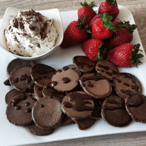 Read more about the article KETO mini naleśniki czekoladowe