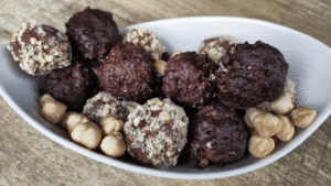 Read more about the article KETO| LOW CARB Ferrero Rocher, deser idealny ?