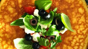 Read more about the article Omlet z jajkiem i serem