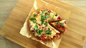 Read more about the article KETO PIZZA Z TUŃCZYKIEM