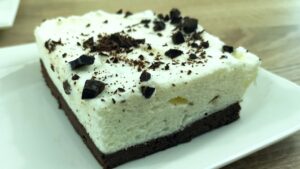 Read more about the article KETO tarta OREO