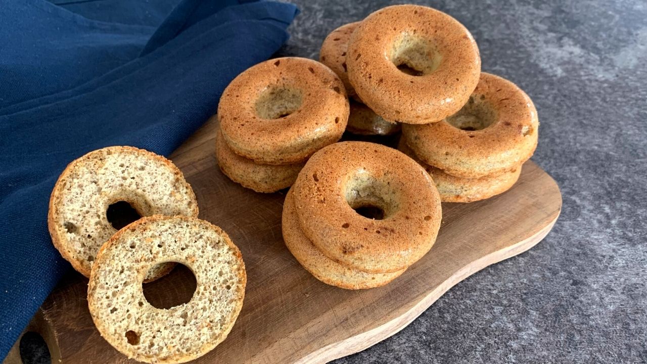 You are currently viewing KETO bułeczki/ bajgle bez mąki, bez nabiału