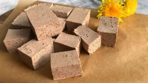 Read more about the article KETO czekoladowe ptasie mleczko