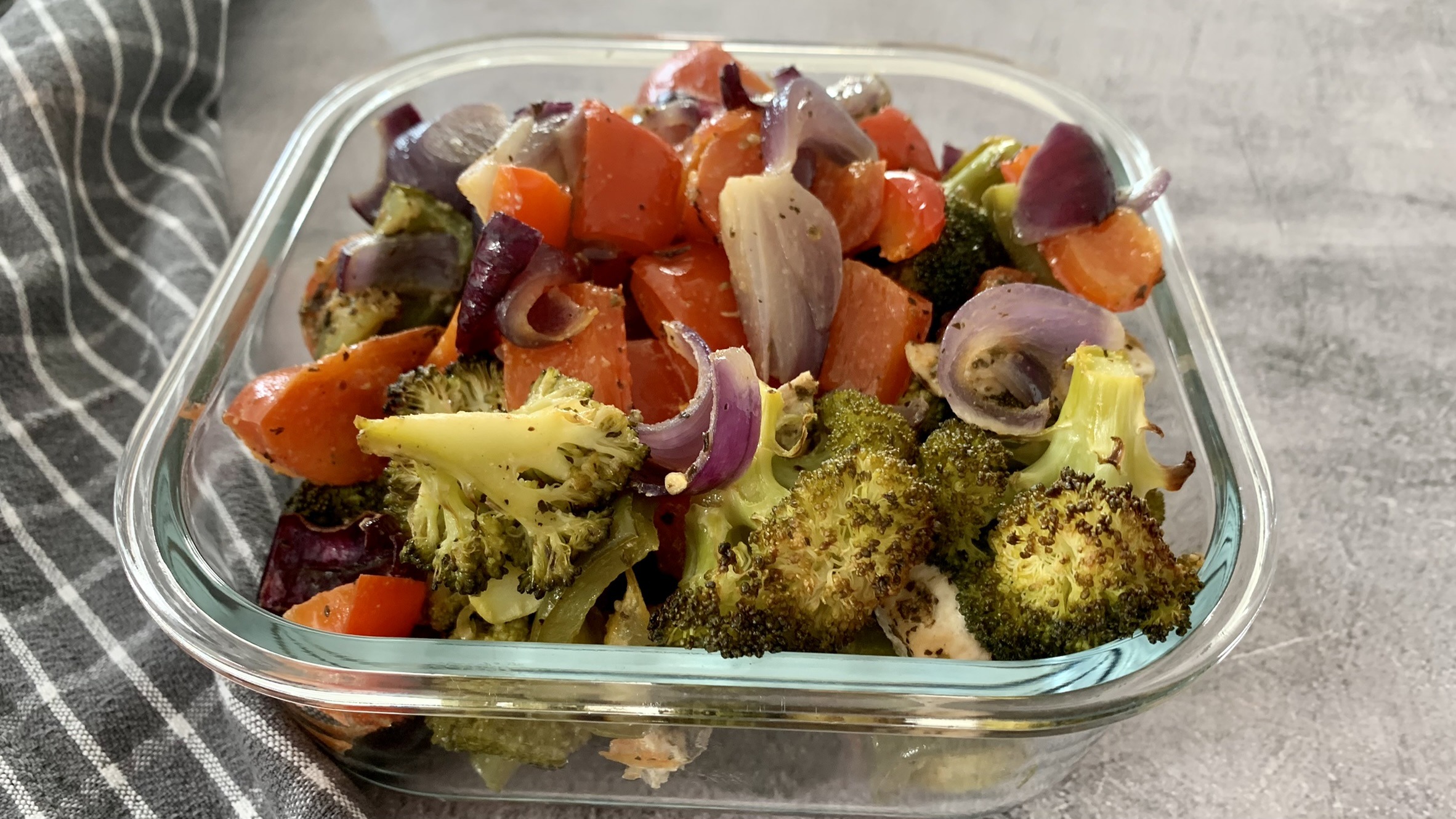 You are currently viewing Pieczony kurczak z warzywami