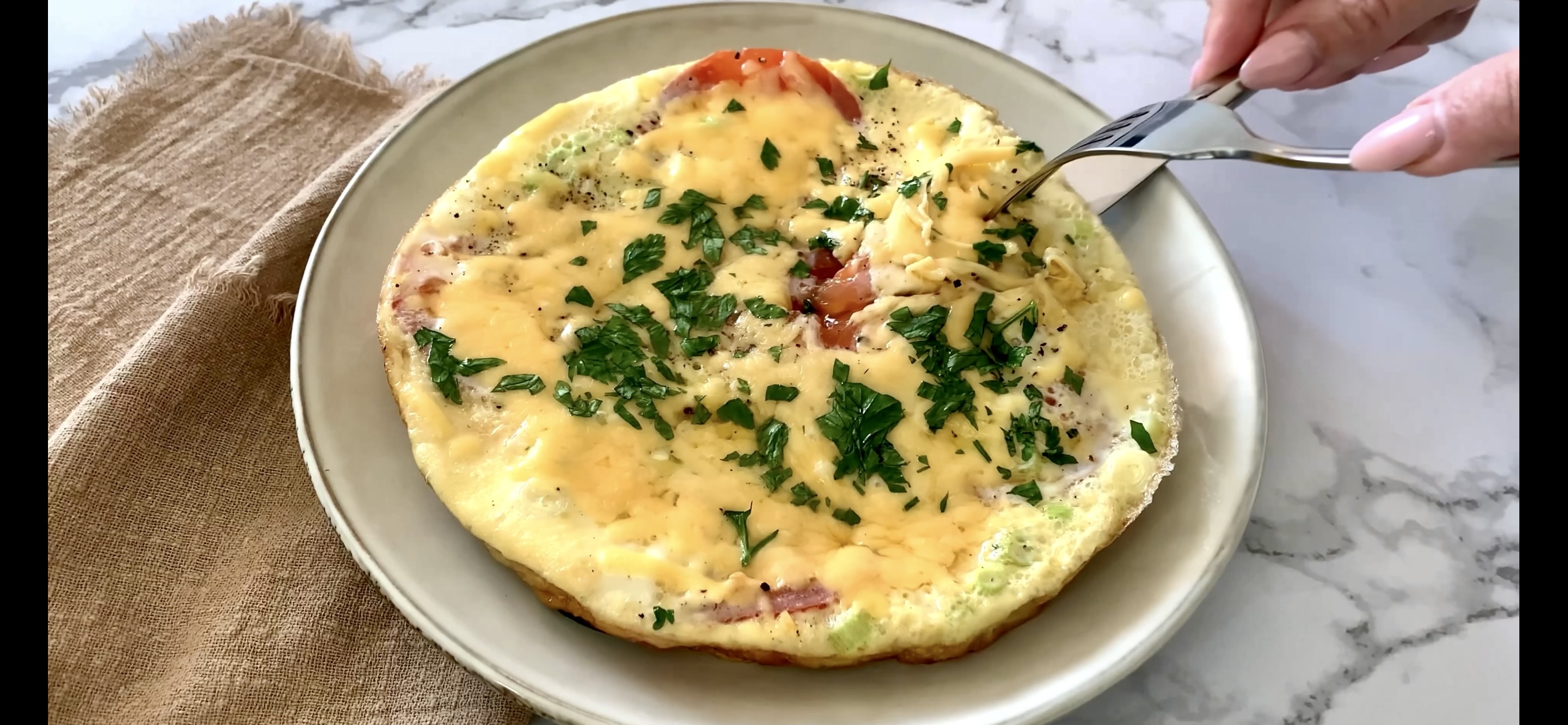 You are currently viewing KETO Pyszne śniadanie w 15 minut! Szybkie i pożywne!