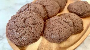 Read more about the article Przepis na kakaowe KETO ciasteczka