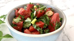 Read more about the article Prosta i pyszna sałatka gotowa w 5 minut