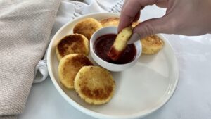 Read more about the article Syrniczki z patelni