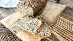 Read more about the article Pyszny chleb z ziaren, który przygotujesz bez jajek
