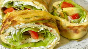 Read more about the article Pyszne śniadanie w 10 minut! Spróbuj prostej rolady z cukinią.