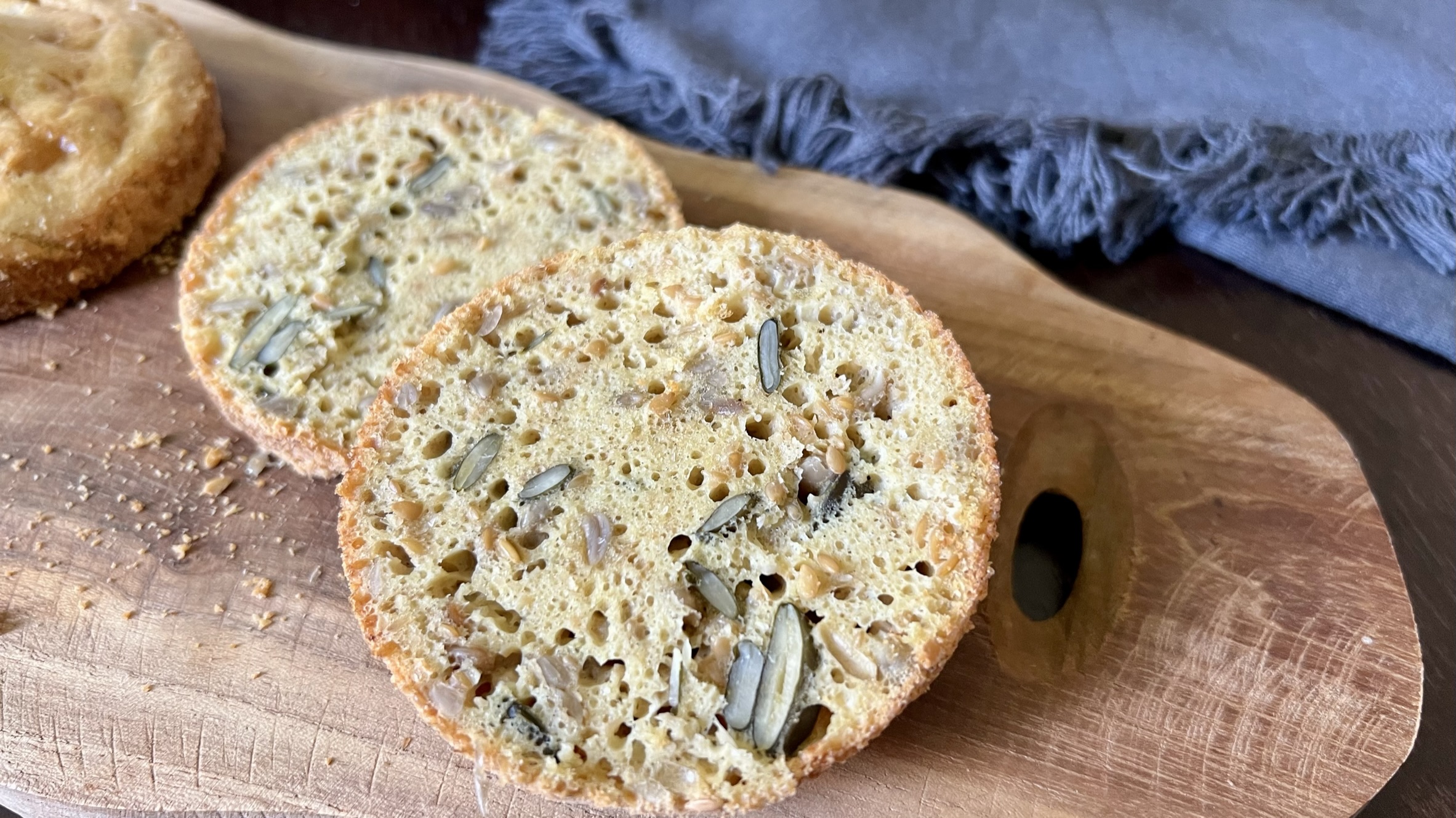 You are currently viewing Te KETO bułeczki przygotujesz w kwadrans zaledwie z kilku składników