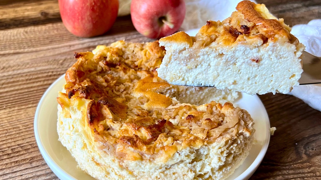 You are currently viewing Odkryj przepis na Sernik z Szarlotką – ciasto, które przygotujesz bez cukru