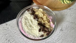 Read more about the article Kremowy mus z owoców leśnych. Gotowy w 5 minut