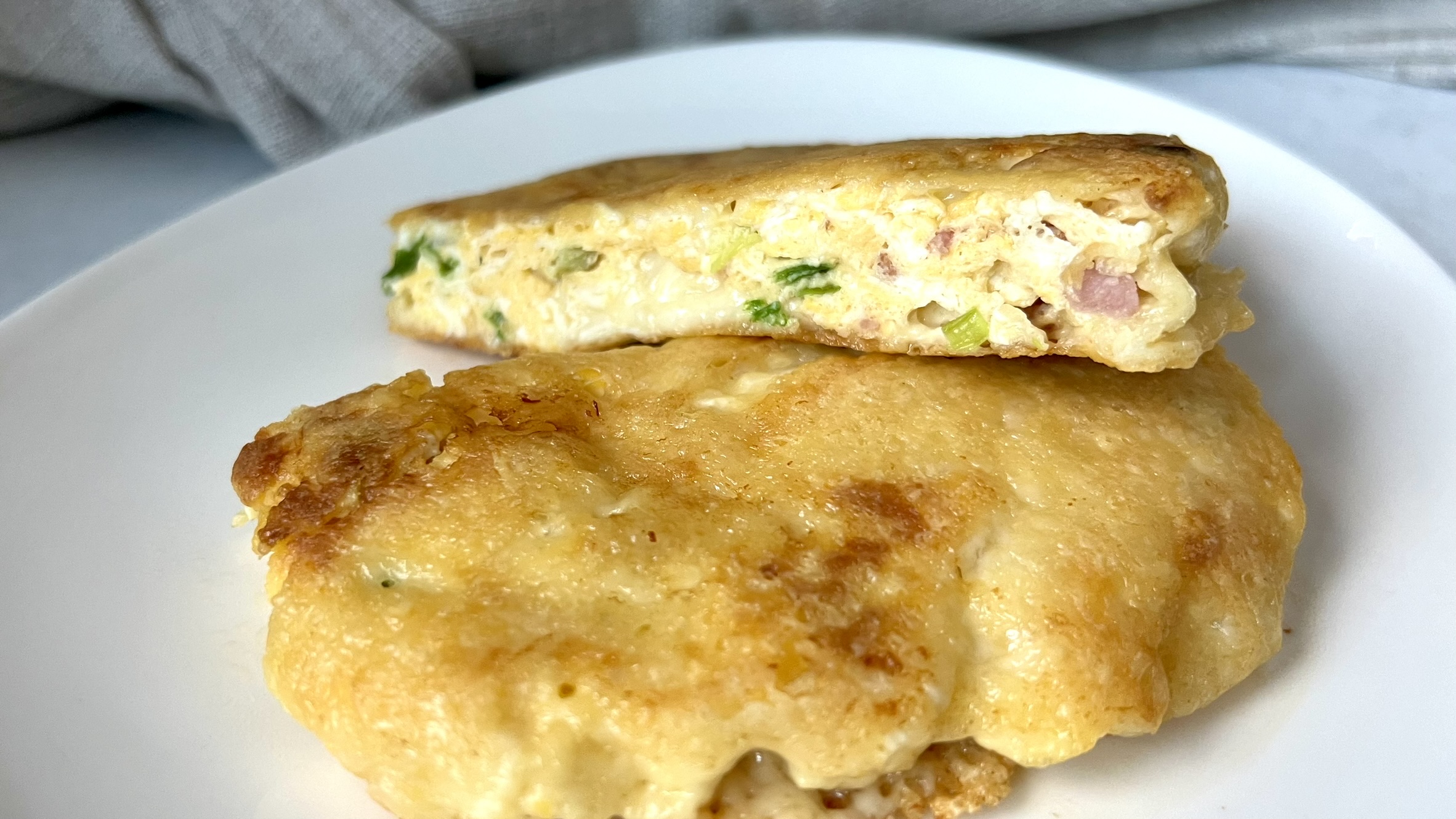 You are currently viewing KETO ŚNIADANIOWA TORTILLA, czyli jak przygotować pyszne śniadanie w 15 minut