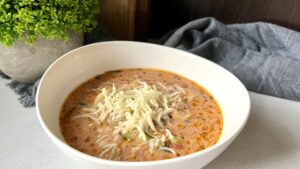 Read more about the article ZUPA LASAGNE. Tak pyszna, że będziesz prosić o dokładkę. KETO / LOW CARB