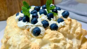 Read more about the article Jak Zrobić Idealną Bezę Bez Cukru? Przepis krok po kroku na KETO BEZĘ