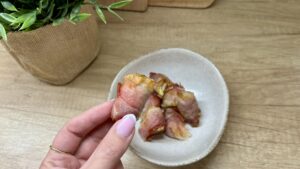 Read more about the article Serowa Przekąska z Pesto, które przygotujesz w Air Fryer w kwadrans