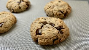 Read more about the article Giga ciastka z czekoladą, które przygotujesz Bez Cukru