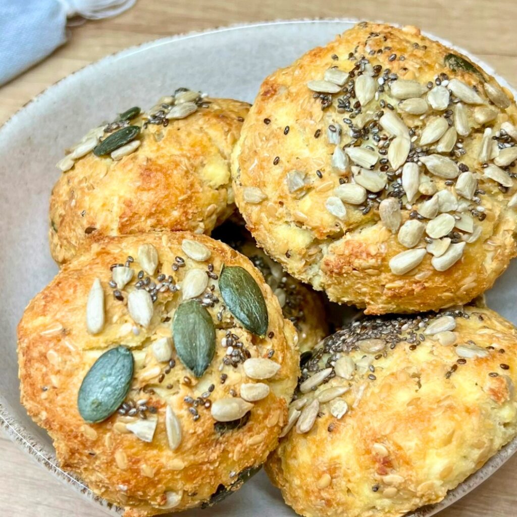 twarogowe keto bułki