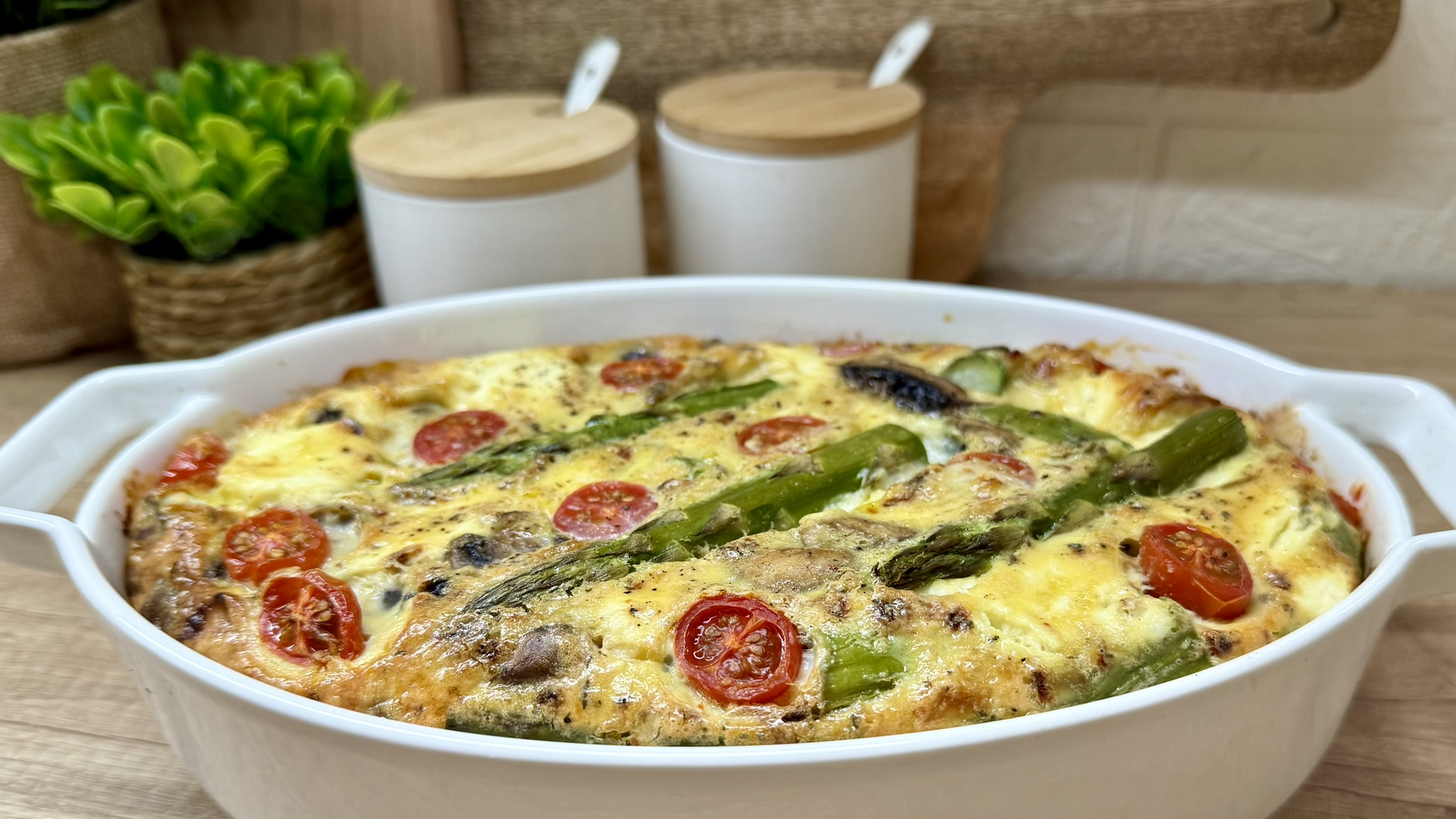 You are currently viewing KETO Frittata z pieczarkami i kremową ricottą – idealne śniadanie