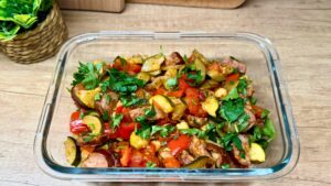 Read more about the article Jak zrobić pyszne leczo Low Carb – przepis krok po kroku