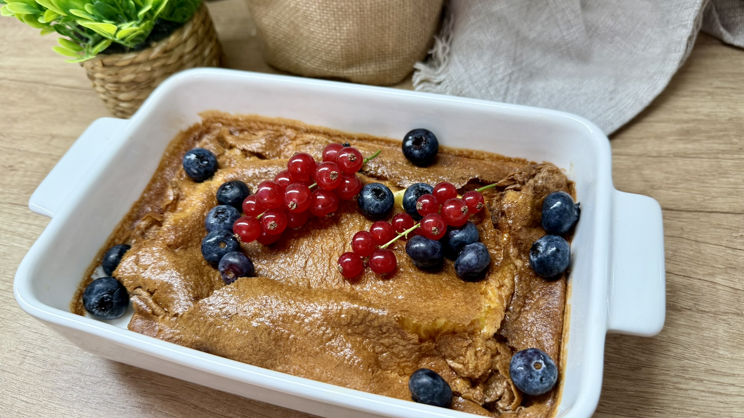 You are currently viewing TYLKO 15 MINUT! Przepis na pieczony omlet LOW CARB z AIR FRYER